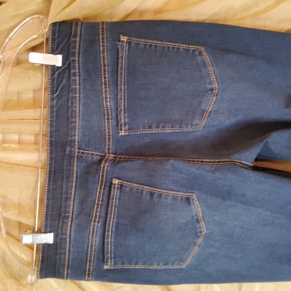 Croft and Barrows Jeans - Picture 7 of 8